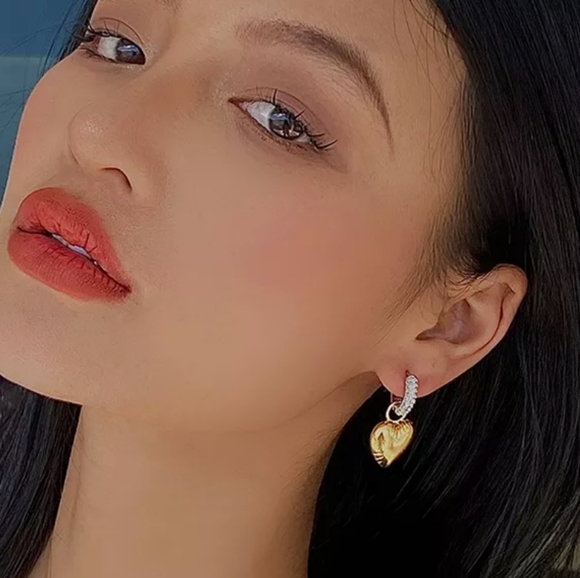 Silver Balloon earrings - Picture 4 of 7